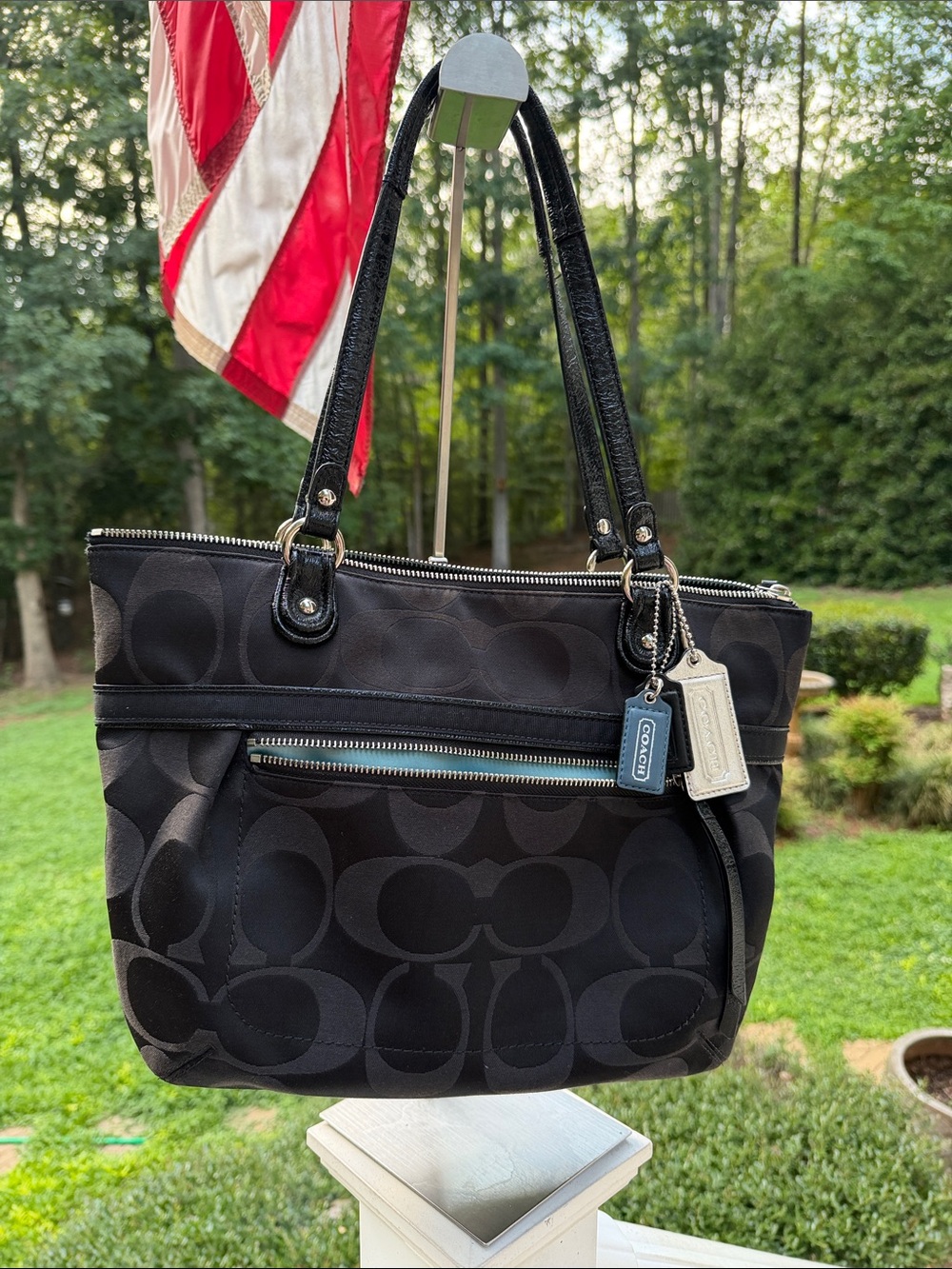 Coach 2010 Poppy Black Signature C Tote with 3 hang tags